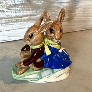 Royal Doulton Bunnykins Sleigh Ride Figurine 1972 so sweet